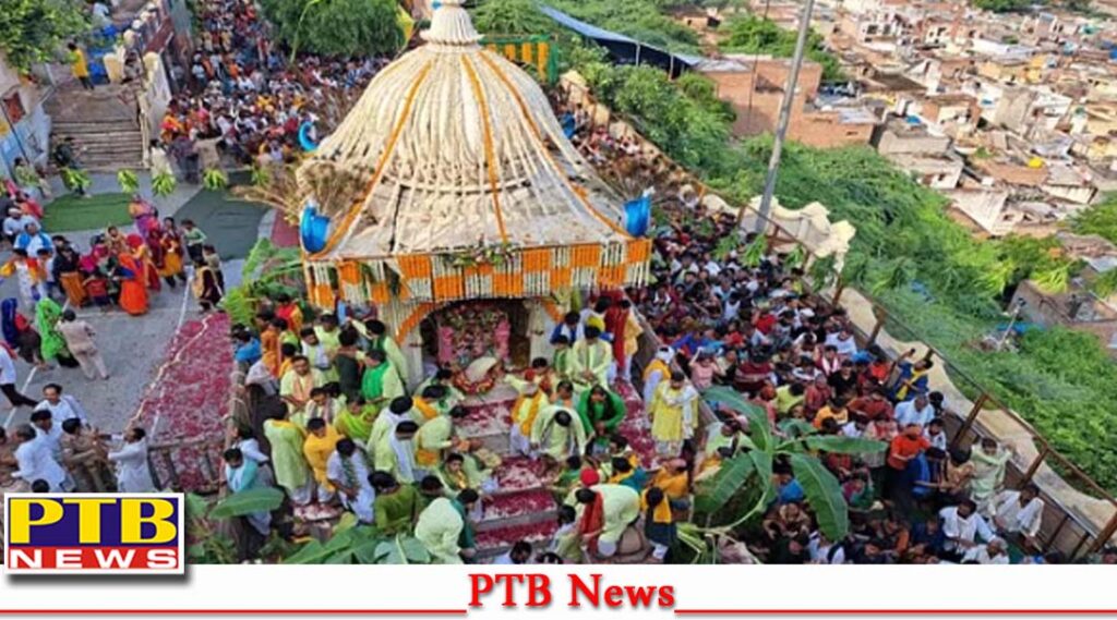 radha-ashtami-2023-crowd-in-barsana-elderly-woman-and-man-died