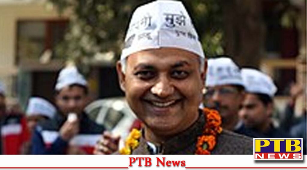 aap-party-mla-somnath-bharti-cellphone-stolen-local-people-caught-the-accused-big-breaking-news