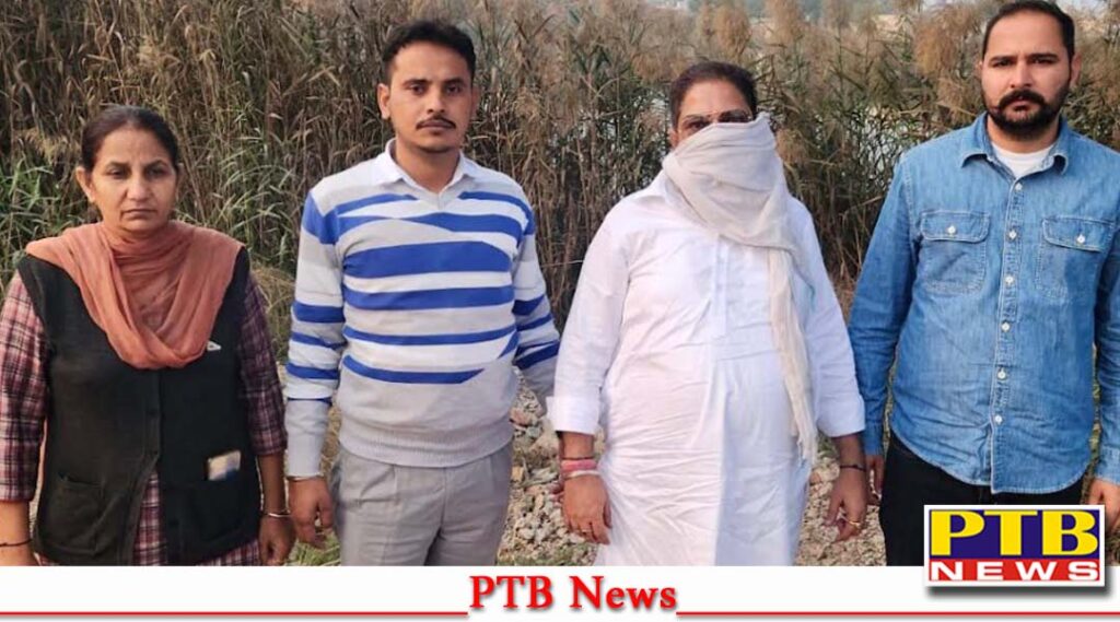 punjab-vigilance-bureau-team-caught-patwari-red-handed-while-taking-bribe-of-rs-3000