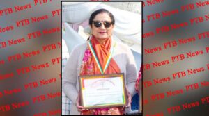 kmv-principal-prof-dr-atima-sharma-dwivedi-awarded-during-district-level-republic-day-function
