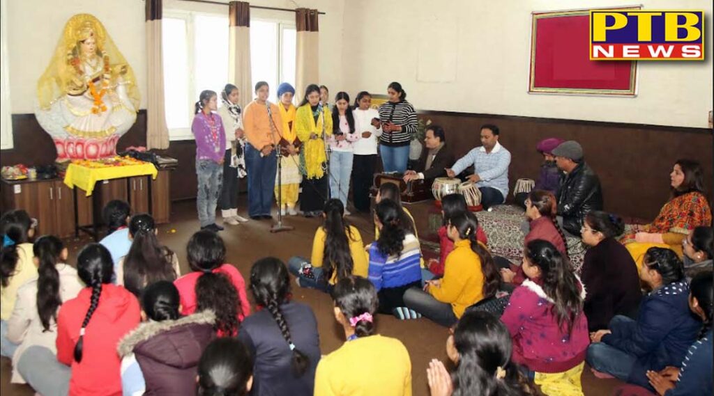 basant-panchmi-festival-celebrated-at-hmv