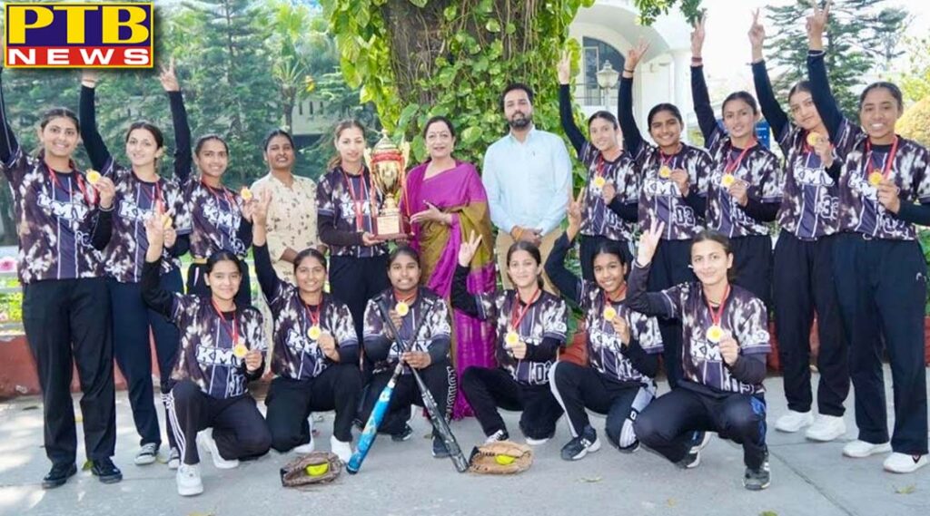 kmvs-softball-team-bags-champion-position-in-inter-college-softball-championship-organised-by-guru-nanak-dev-university