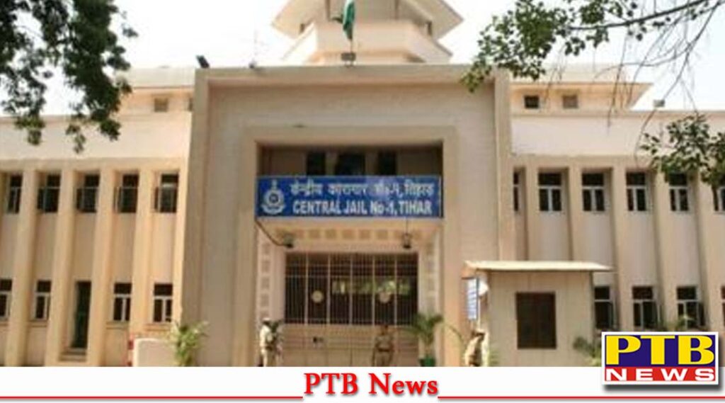 two-groups-of-prisoners-clashed-in-tihar-jail-india-delhi-big-news
