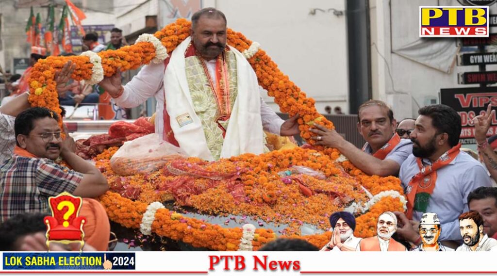 the-people-of-jalandhar-gave-a-grand-welcome-to-sushil-rinku-during-his-door-to-door-campaign-the-crowd-stunned-his-opponents