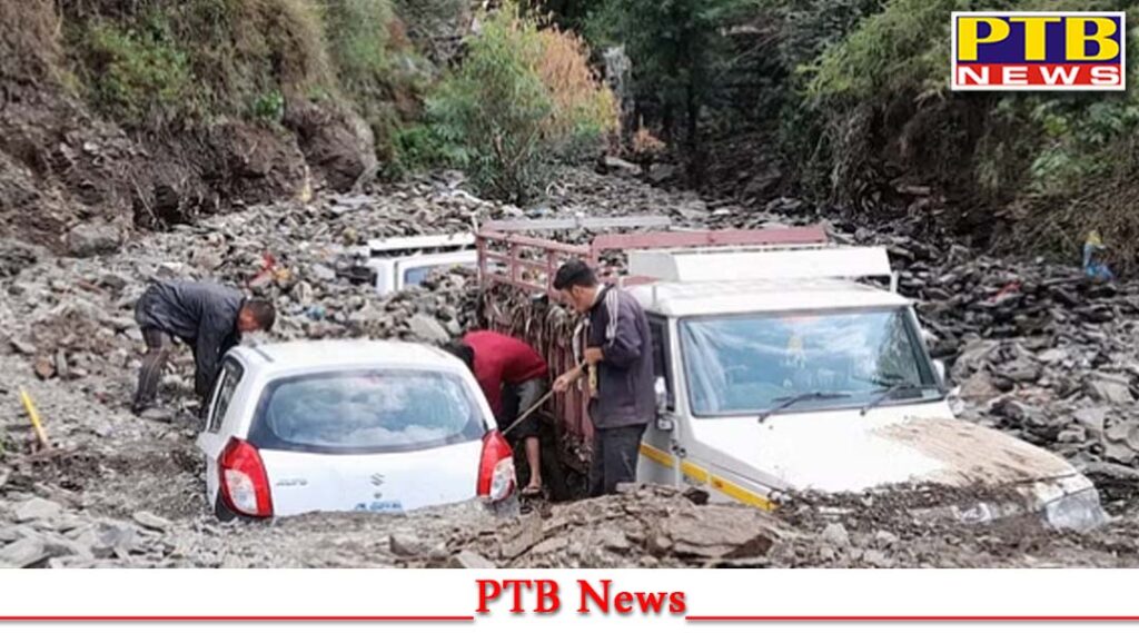 himachal-pardesh-weather-first-monsoon-rain-caused-devastation-landslides-in-many-places-vehicles-got-buried