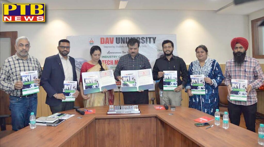 dav-university-and-lt-launch-indias-first-b-tech-mechatronics-programme