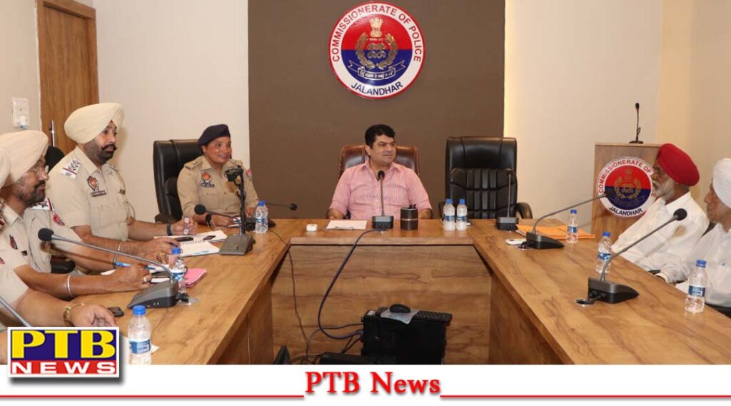 commissionerate-police-jalandhar-held-a-meeting-with-the-heads-of-the-auto-unions