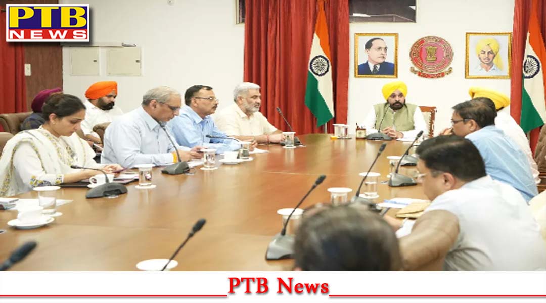पंजाब : अस्पताल से छुट्टी मिलते ही एक्शन मूड में दिखे पंजाब के CM भगवंत मान