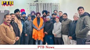 aap-candidate-from-ward-number-5-navdeep-kaur-husband-and-aap-leader-lagandeep-did-door-to-door-campaigning-jalandhar