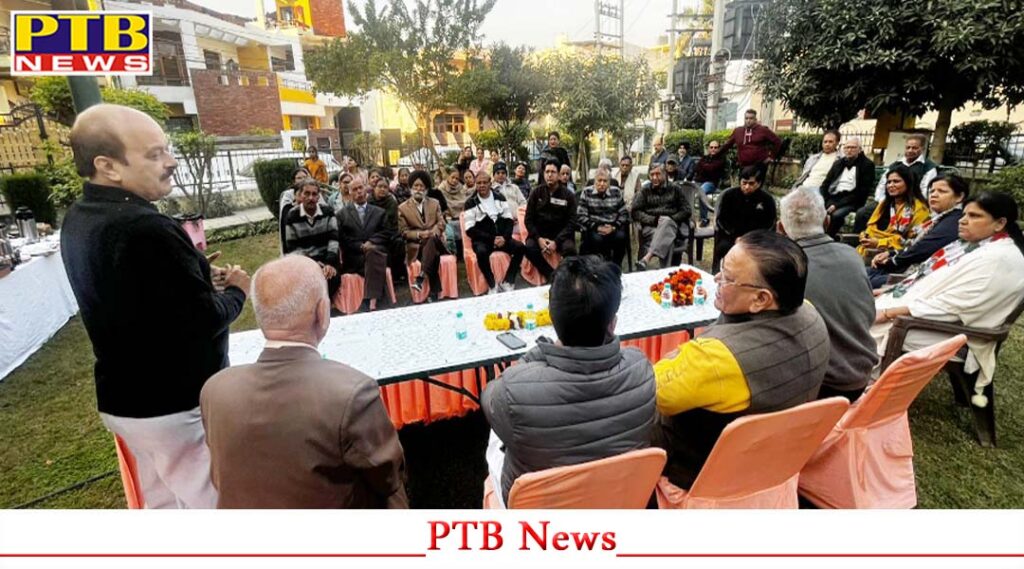 huge-crowd-gathered-in-public-meetings-of-congress-candidate-balraj-thakur-from-ward-number-32-jalandhar