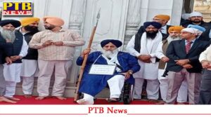 sukhbir-singh-badal-punishment-begins-today-he-sits-holding-spear-the-golden-temple-will-also-serve-used-utensils-and-shoes