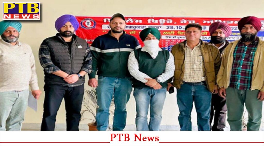 punjab-pspcl-je-arrested-taking-bribe-10-thousand-rupees-gurdaspur