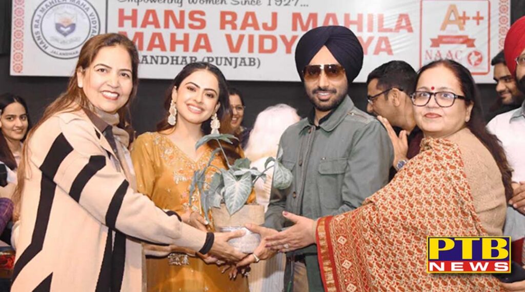 cast-of-hoshiar-singh-visited-hmv