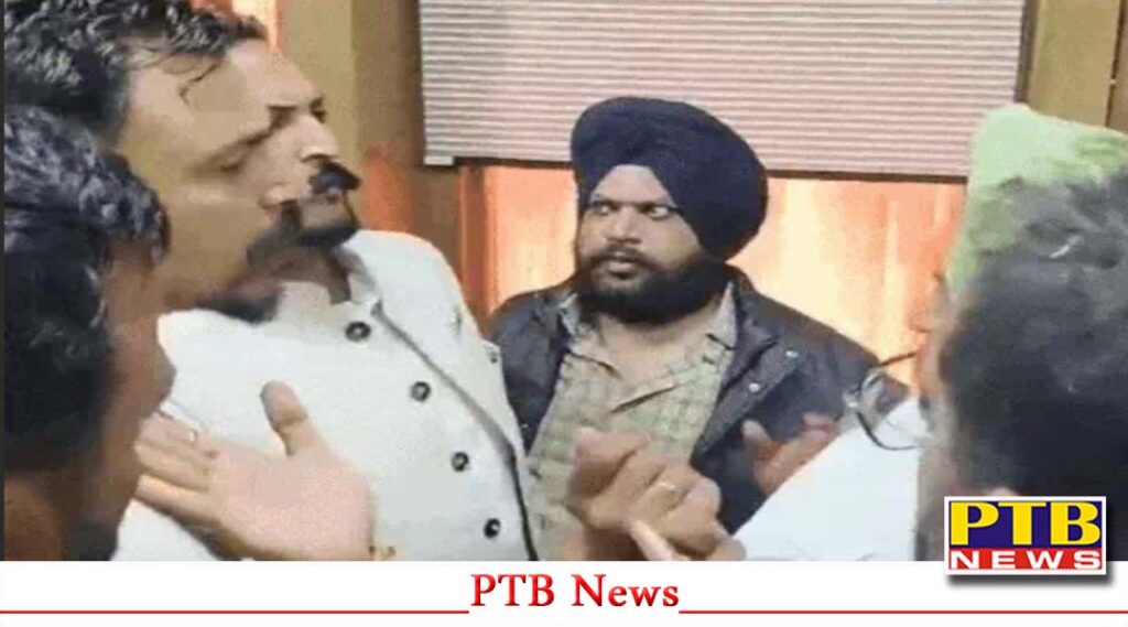punjab-jalandhar-deputy-mayor-malkit-singh-slaps-man-video-viral