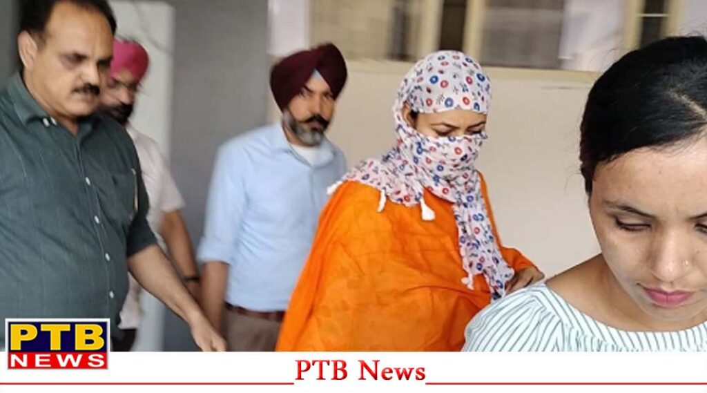 punjab-bathinda-dismissed-female-constable-amandeep-kaur-again-controversy-big-news