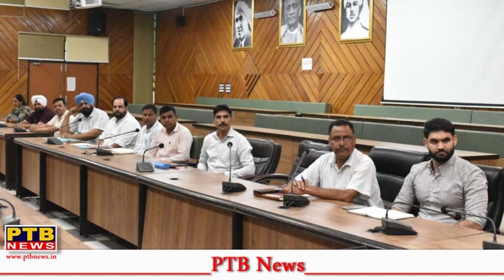 jalandhar-dc-dr-himanshu-agarwal-stresses-on-widespread-awareness-against-drug-abuse