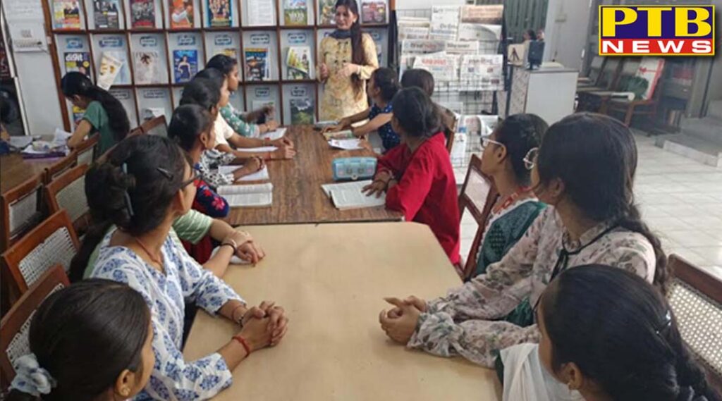 pcm-sd-womens-college-organised-an-informative-session-on-digital-library-resources