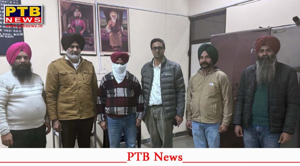 Vigilance Bureau catches patwari red-handed taking bribe