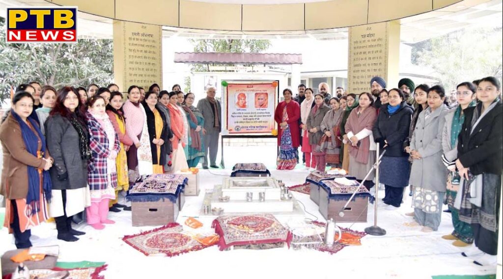 hmv-paid-tribute-to-swami-shradhanand-ji-on-his-martyrdom-day