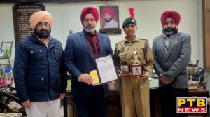 sunanda-sabharwal-a-cadet-of-lyallpur-khalsa-college-was-honoured-for-participating-in-the-army-day-parade