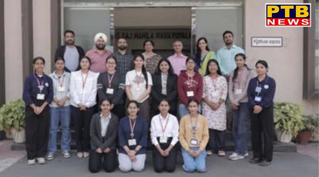 HMV Organized PowerPoint Presentation Competition on the theme “Digital Arrest”