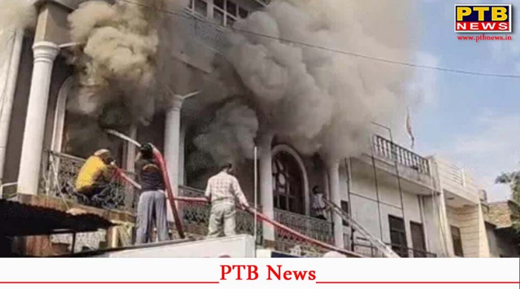 ferozepur fire breaks out restaurant fire brigade vehicles arrived