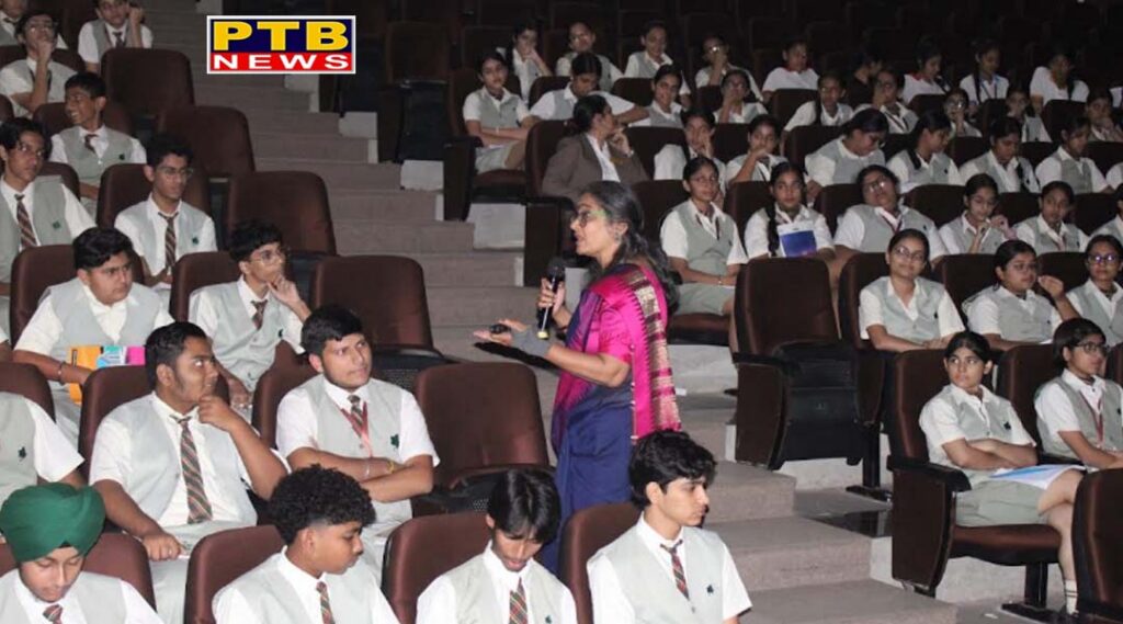 Ivy World School Organises Career Counselling Session for Students